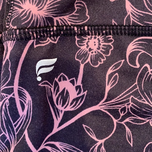 Black and pink leggings - Picture 3 of 3